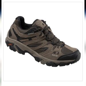 Hi-Tec Apex Hiking Shoes B10